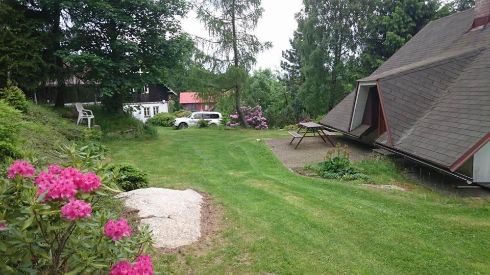 Chata Sedmidomi Lučany nad Nisou Exteriér fotografie